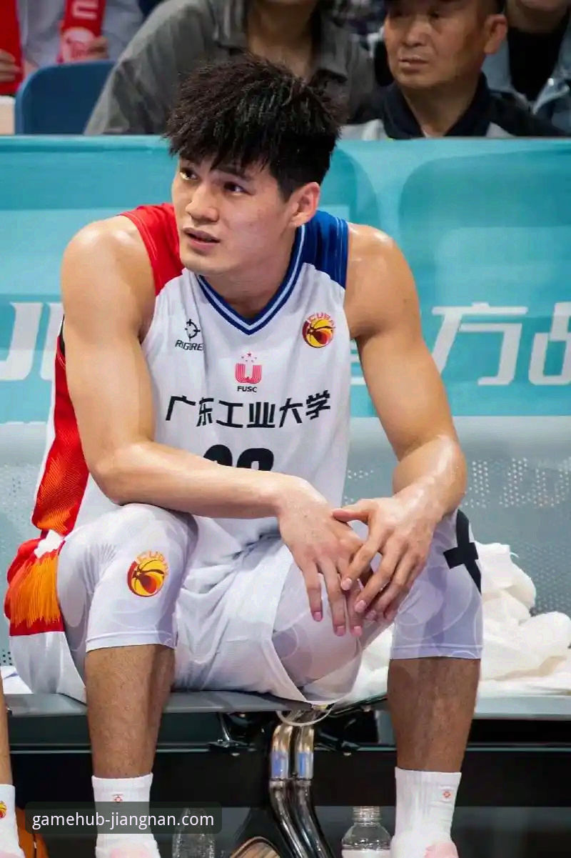 陈国豪的回避条款与广州队的卡位战：在江南体育平台见证CBA的戏剧性对决
